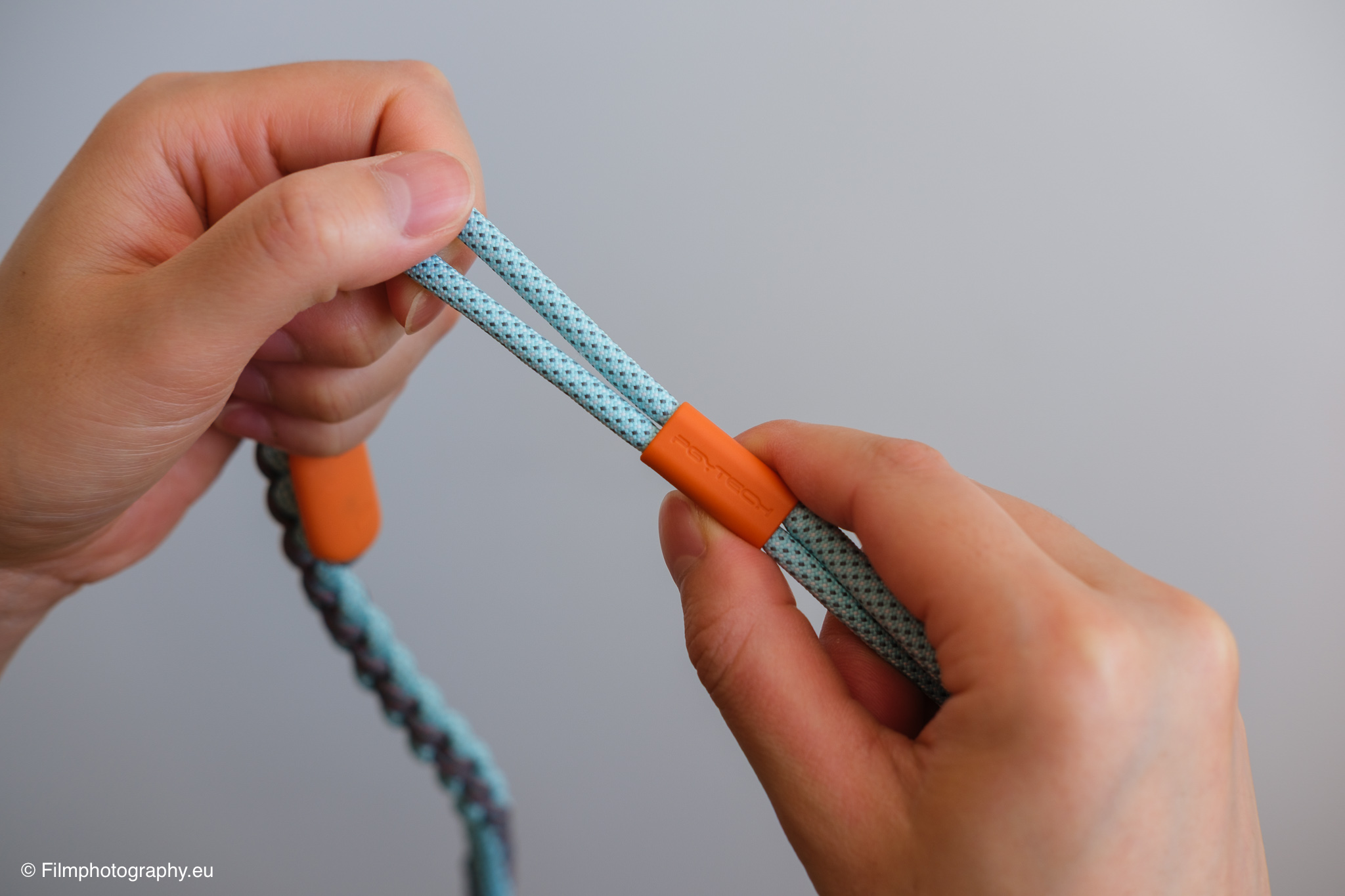 pgytech-linkgo-smartphone-camera-photography-strap-review-11