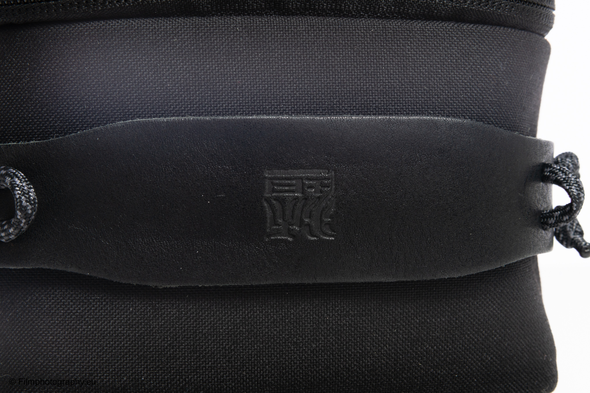 wotancraft-portable-camera-pouch-review-1
