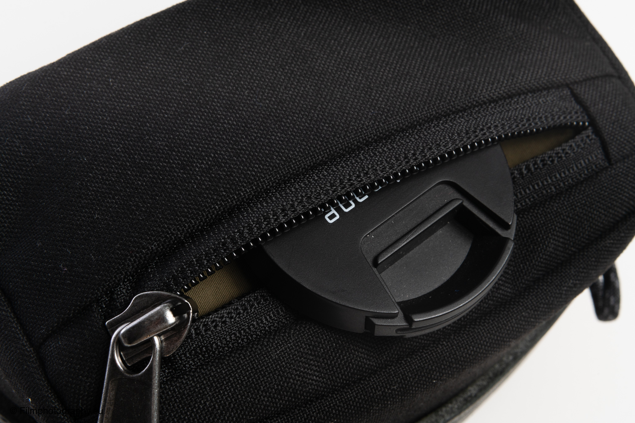 wotancraft-portable-camera-pouch-review-10