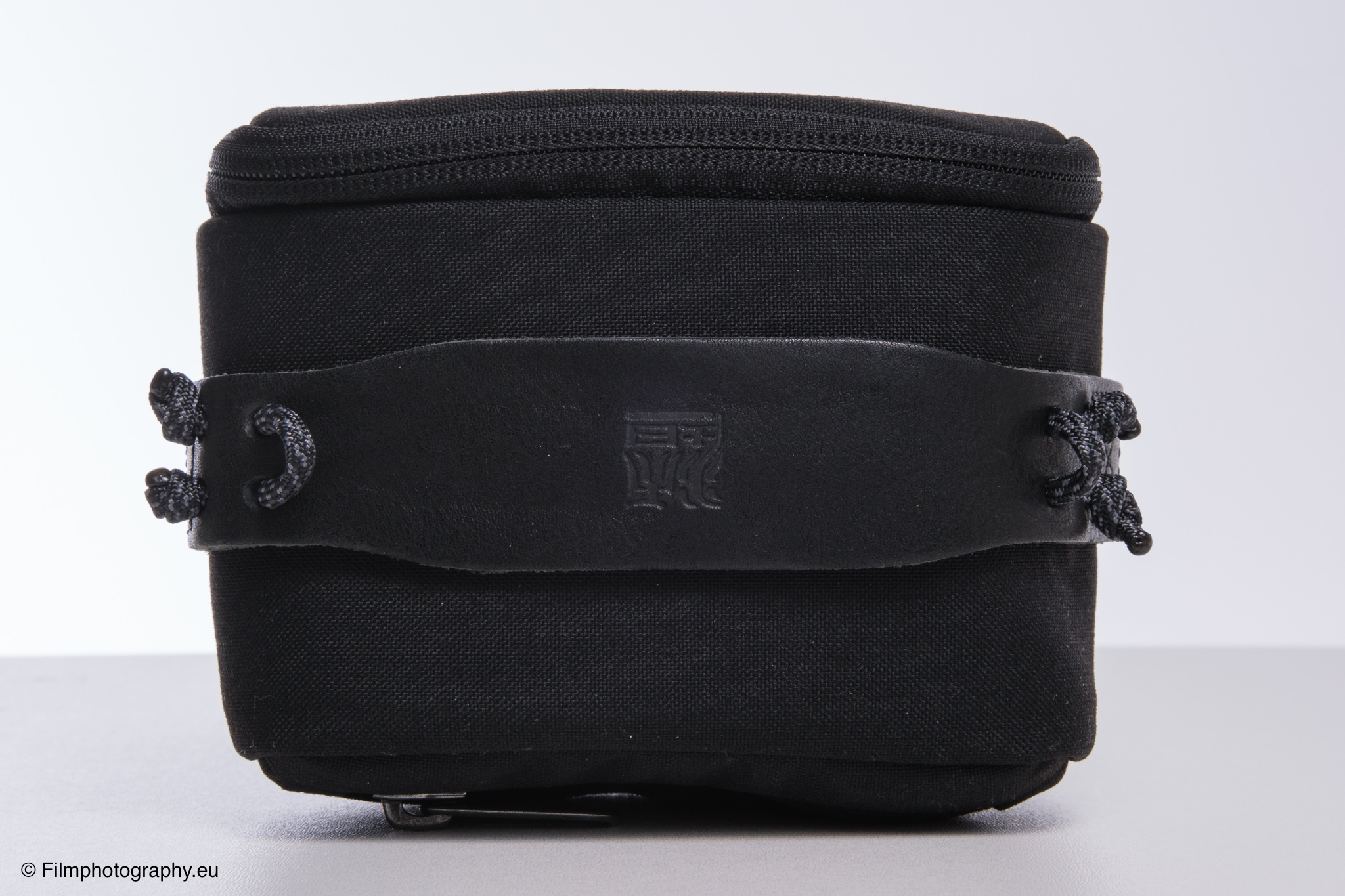 wotancraft-portable-camera-pouch-review-15