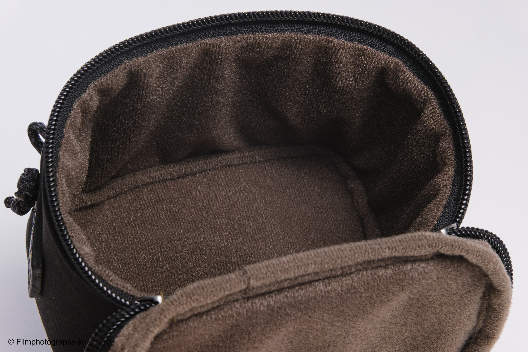 wotancraft-portable-camera-pouch-review-21