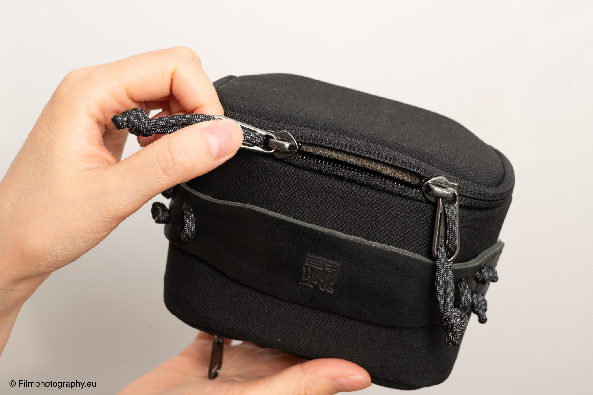 wotancraft-portable-camera-pouch-review-31