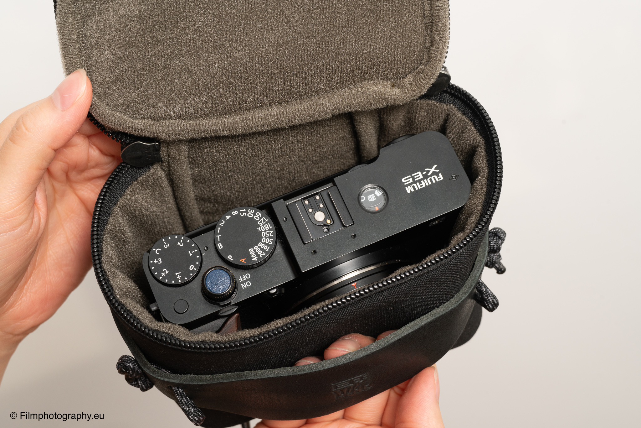 wotancraft-portable-camera-pouch-review-34