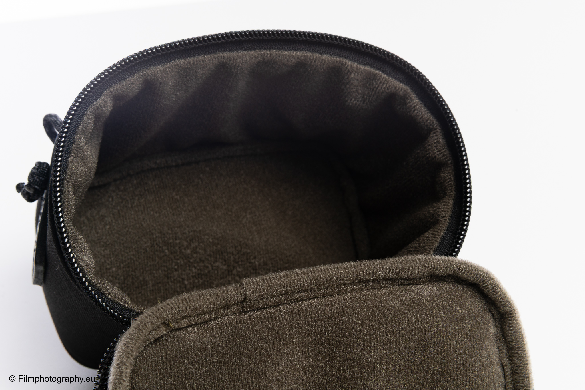 wotancraft-portable-camera-pouch-review-8