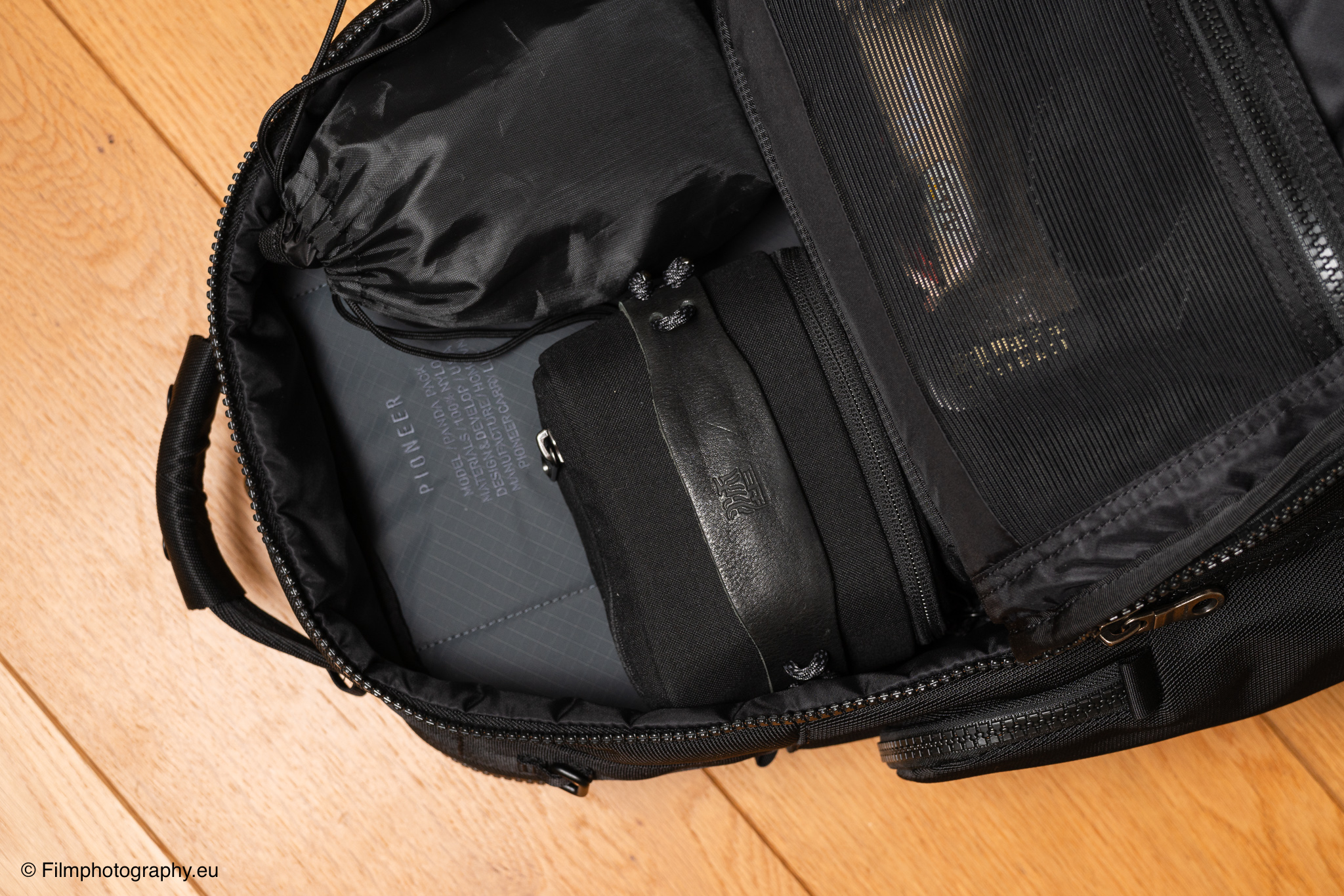 wotancraft-portable-camera-pouch-review-80